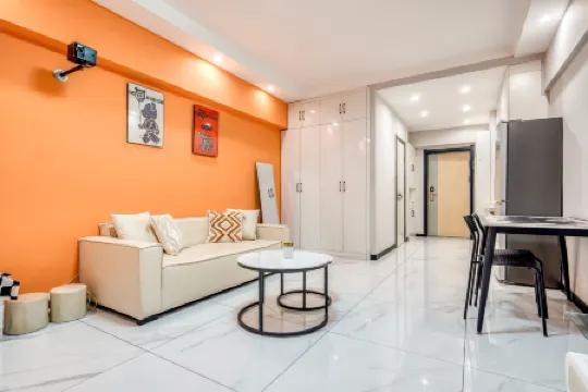 Moqi Apartment (Harbin West Railway Station Urban And Rural Road Subway Station)