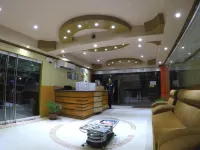 RedDoorz Plus @ Taj Hotel Tuguegarao