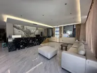 Wangfeng Hotel Hotels near Mount Qomolangma