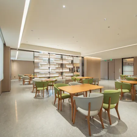 JI Hotel (Weihai Beizhan Huoju 8th Street)