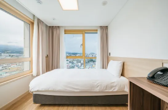 Kenny Stay Jeju Seogwipo Hotels near Camelia Forest