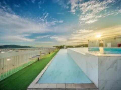 ชิน อาร์ช39 ภูเก็ต บีช ฟร้อนท์ โรงแรมในภูเก็ต