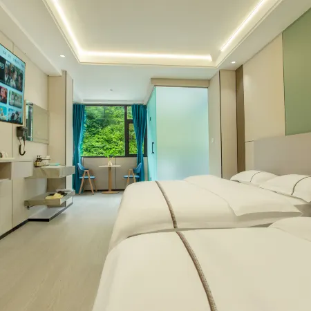 Mercure Hotel(Condine Bus Station)