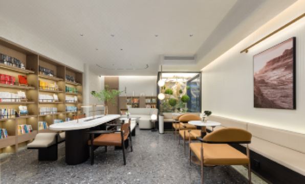 Atour Hotel Shenzhen Futian CBD Gangxia North Subway Station