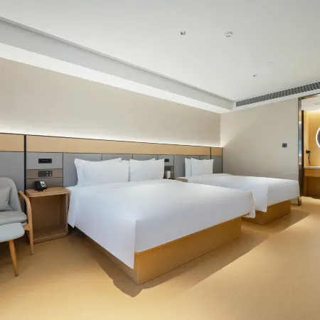 JI Hotel (Altay Wubaili Fengqing Jiequ) Отели рядом с достопримечательностью «Больница 16 в Алтайском районе»