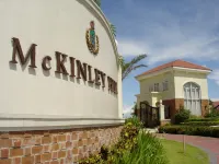 Yuzon Bedspace Transient Home & Staycation Hotels in Paranaque