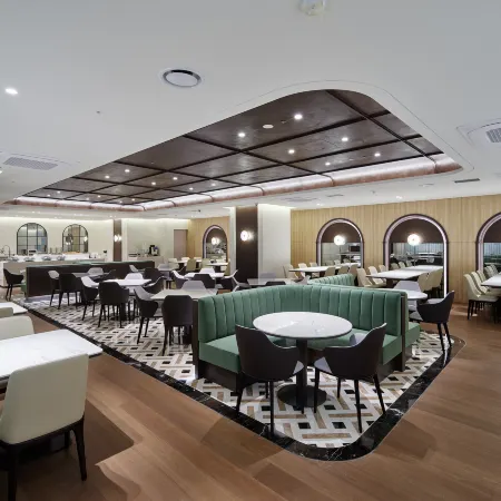 HOTEL THE BOTANIK SEWOON MYEONGDONG