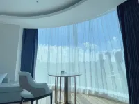 Lavande Hotel (Dongguan Tangxia Rainbow High-speed Railway South Station Branch) Hotels near South Area of Tangxia Stadium