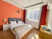 Langtaosha Business Hotel Hotels near Sichuan Vocational College of Art