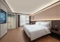 World Hotel (Kaifeng Qingming Shangheyuan Gulou Square Branch) Hotels in Kaifeng