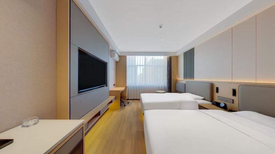 iu Hotel (Xilinhot Xilin Street Branch)