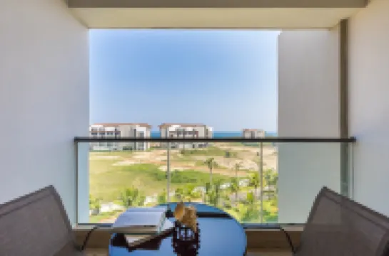 Cobblestone Holiday Apartment (Lingshui R&F Ocean Happy World)