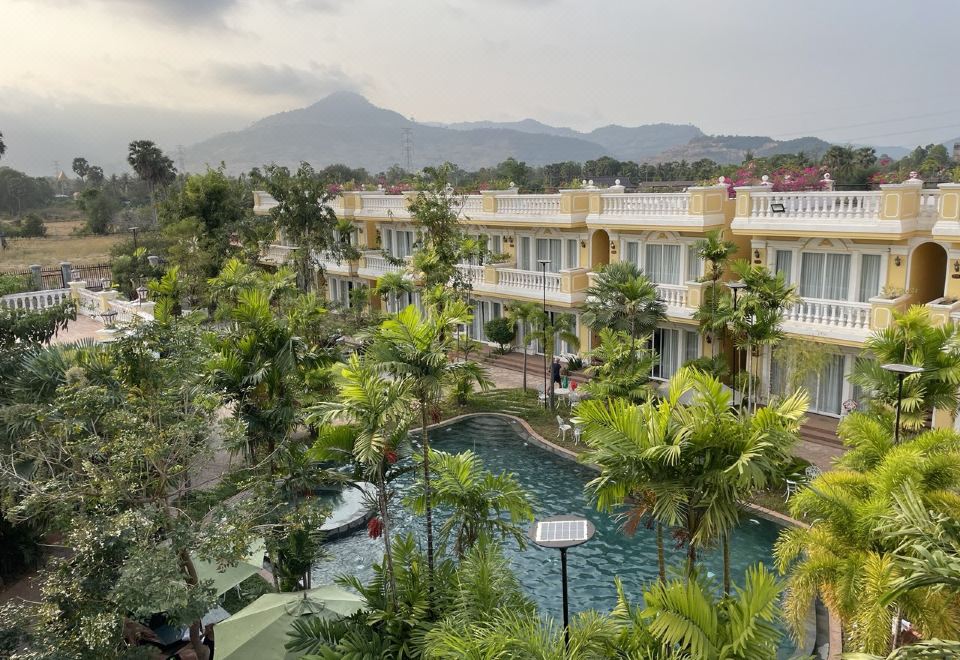 hotel overview picture