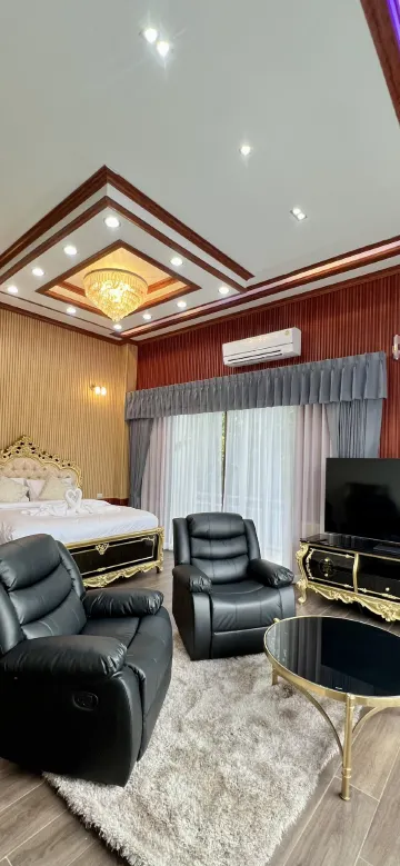 ดีลักซ์วิลล่า