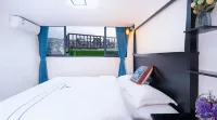 Xijiang Qianhu Miaozhai Yunxiang Elegant Restaurant Panoramic Homestay (Museum Branch) Hotels near Xijiang No. 1 Shelter Bridge