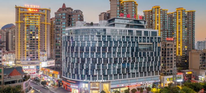 Merlinhod(Hezhou Lingfeng Square Far East Fortune Center Store  enter Store) Hotel a Hezhou
