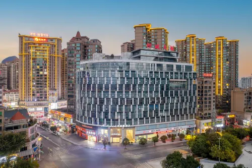 Merlinhod(Hezhou Lingfeng Square Far East Fortune Center Store  enter Store)