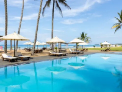 EKHO Surf Bentota โรงแรมในเบโตตาริเวอร์