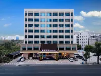 XING ZHAN HOTEL Hotels near Huazhou Railway Station