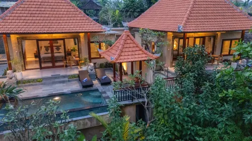 Tirtha Dawa villa - Bed and Breakfasts