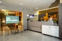IU Hotel (Mengzhou Bus Station Huichang South Road)