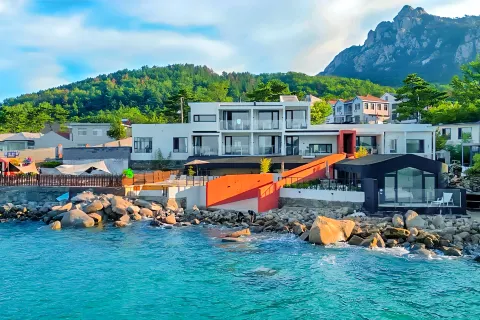 MOYA boutique seaside hotel (Qingdao Laoshan Scenic Area Yangkou Branch)