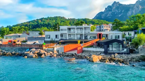 MOYA boutique seaside hotel (Qingdao Laoshan Scenic Area Yangkou Branch)
