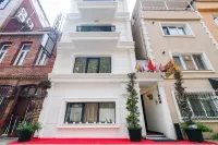 Loren Hotel & Suites Hotel in zona ETZ Ahayim Synagogue
