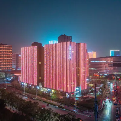 Zhengzhou Manyue Hotel (Muhua Square Branch) Hotels near Zhongyuan Longzi Lake Academic Exchange Center
