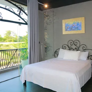 Lavender Hotel 202 Nam Đuong Hotels near Savico Megamall
