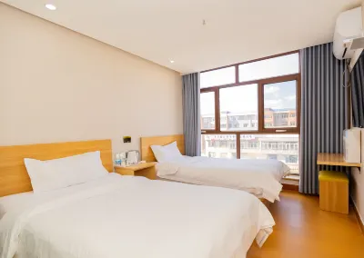 Pai Hotel (Chengde Weichang Branch) Hotels near Mulan Weichang Museum