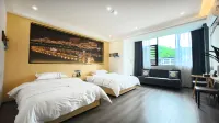 Xuan'en Qianchengshan Hotel (Wenlan Bridge Branch) Hotels in Xuan'en
