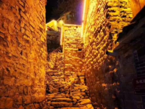 Laike Homestay Hotels in She