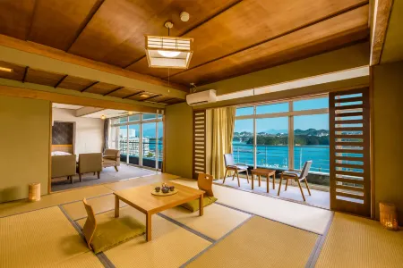 Ooedo onsen Premium Shirahama Saichoraku（Old:Yukai Resort Premium Shirahama Saichoraku） Отели рядом с достопримечательностью «Senjojiki»