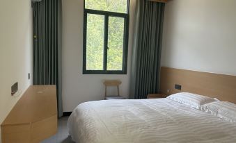 Hefeng Xingguang Xiaowu Homestay
