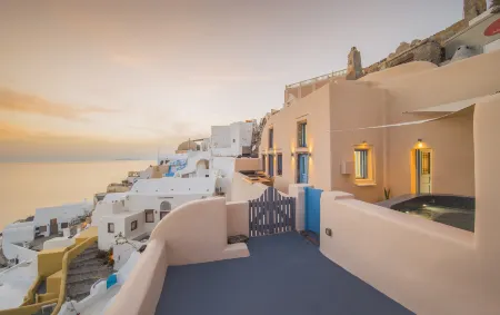 Nano Oia Villas Отели рядом с достопримечательностью «Sunset Oia»