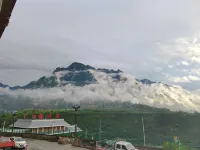 Leshan Shanju Homestay Hotels in Ebian