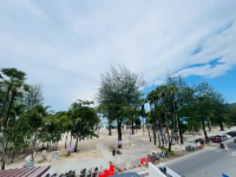 Seaside Patong House - Newly Open