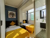 Taiyuan Xingchen Selected Homestay (Taiyuan South Station East Square) - 2-Star