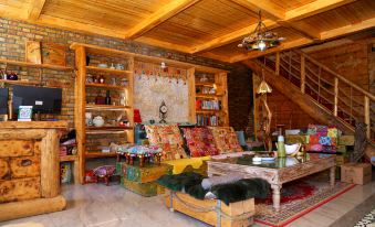 Nalati Jieshan Xiaozhu Homestay