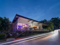 Banyueshan Spa Hotel - bar