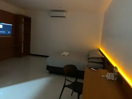 Passifika Sumbawa Guesthouse Отели в г. Сумбава-Барат