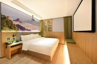 QiuGuo Hotel (Beijing Tiantan Hospital Fengtai District Railway Station Hotel) Hotels in ABP (Advanced Business Park), Fengtai Sportzentrum, Nangong