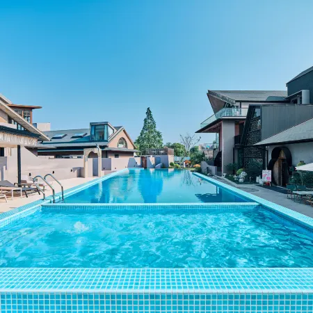 Huakai Banxia · Tianyuan Meishu Resort