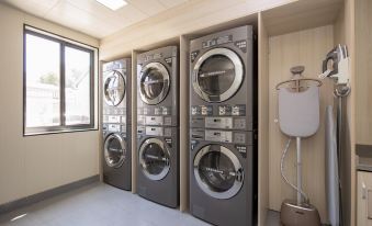 JI Hotel (Nanjing Ming Palace)