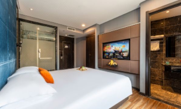 Huayi Oriental Hotel (Harbin Central Street Subway Station Harbin Station)