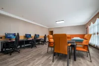 Qitu E-Sports Hotel (Tanghe Darunfa) Hotels in Tanghe