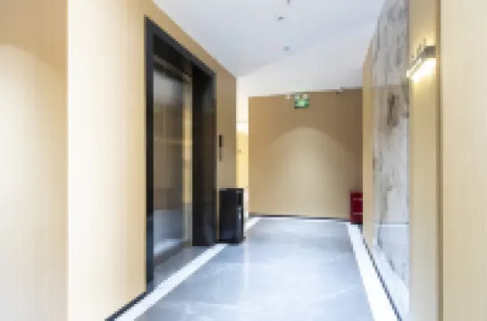 雲季假日飯店（平潭龍王頭沙灘店）