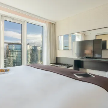 Pestana Chelsea Bridge Hotel & SPA Отели рядом с достопримечательностью «Баттерси»