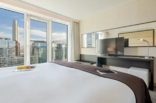 Pestana Chelsea Bridge Hotel & SPA Hotels near Brooke Hall